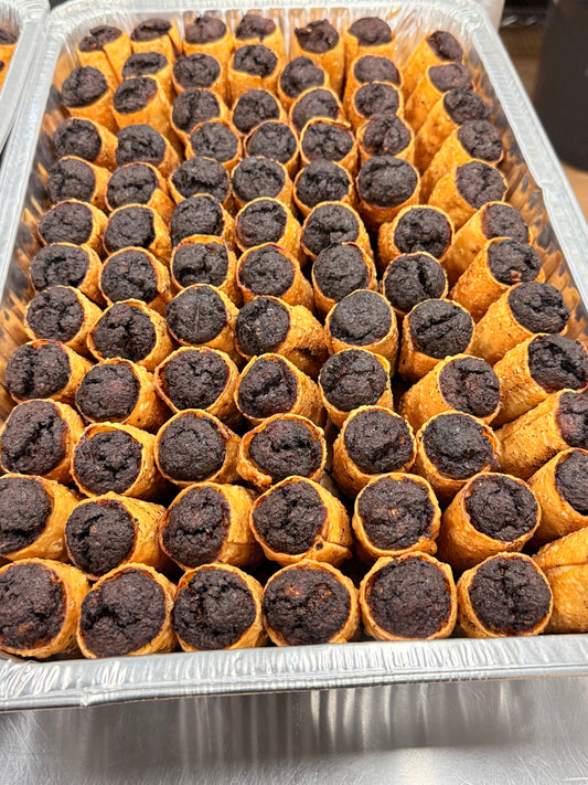 Mini rouleaux de printemps au poulet et aux extrémités brûlées de HB